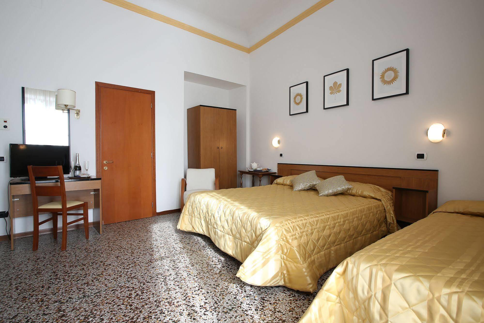 Hotel Casa Del Lago Florencie Exteriér fotografie