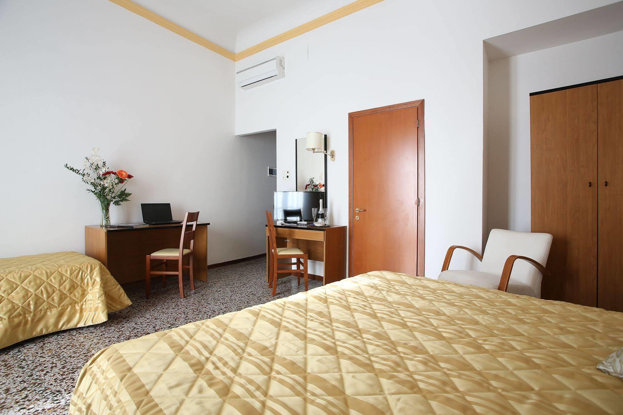 Hotel Casa Del Lago Florencie Exteriér fotografie